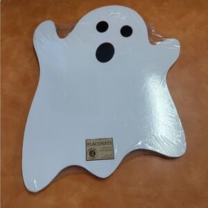 Ghost-Shaped White Placemat Set